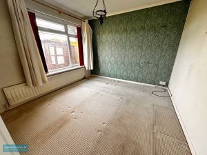Bedroom- click for photo gallery